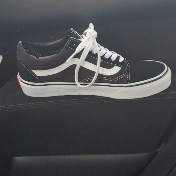 Old Skool Vans - Picture 2 of 4